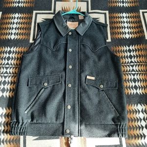 Powder River Outfitters Vest